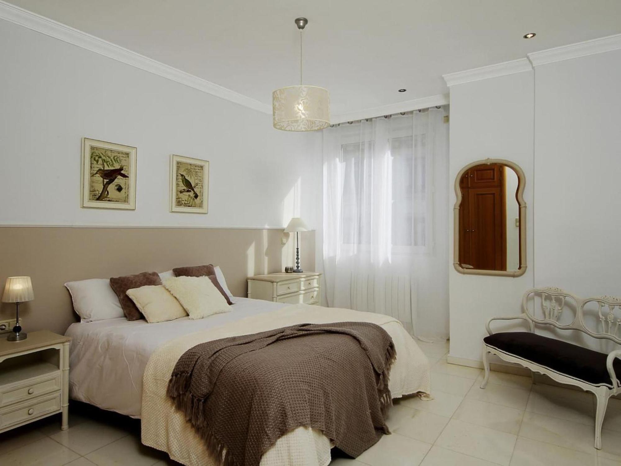 Chezmoihomes La Belle Epoque Oversized In The Very Heart Of Гранада Екстериор снимка